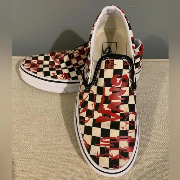 Vans Classic Slip On Crew Checkerboard Red
VN04BV31IW Skate Shoes - Picture 5 of 7